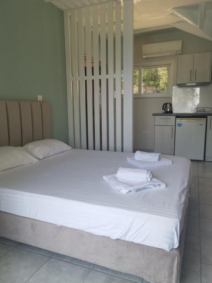 Villa Lithitsa Parga Buitenkant foto
